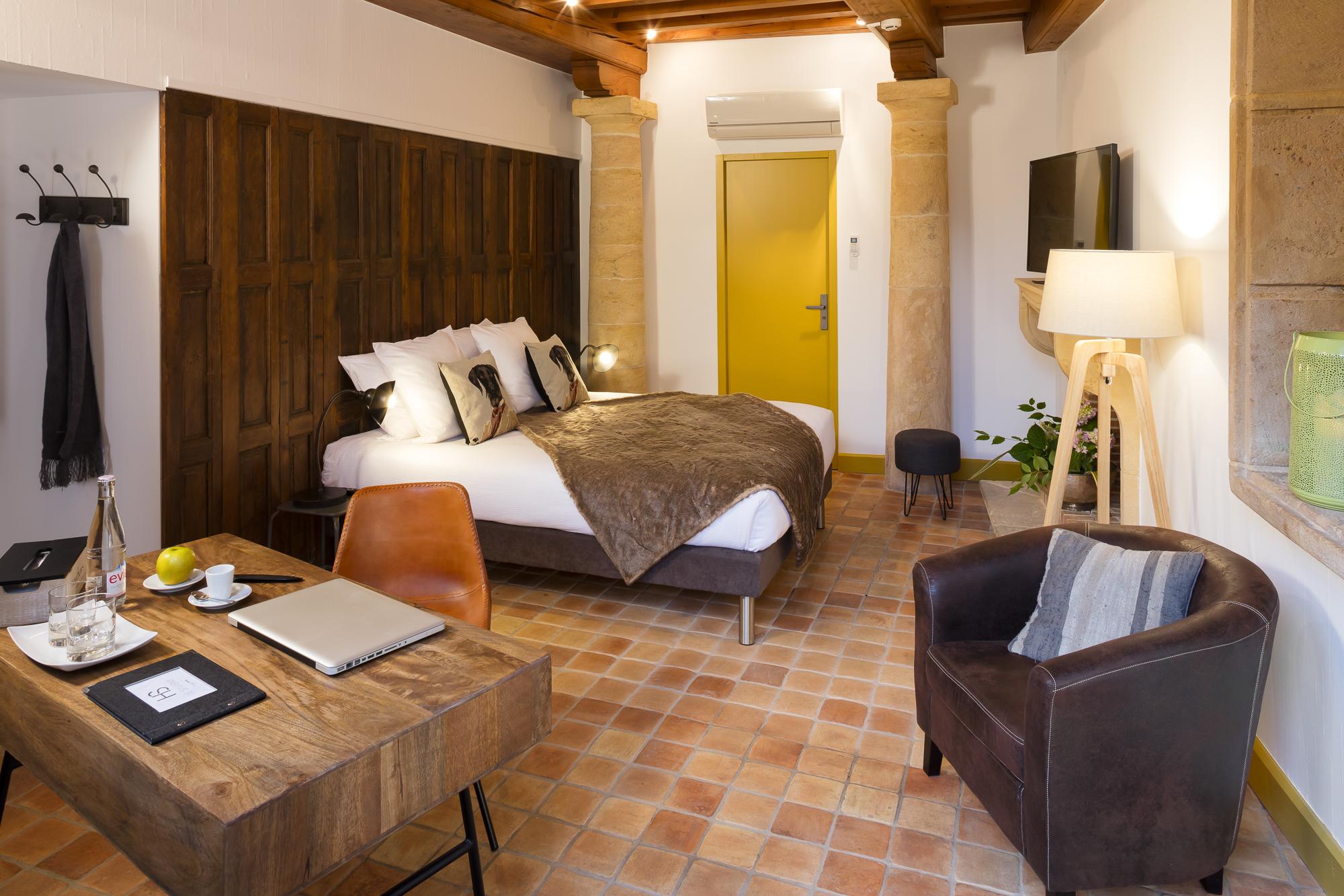 Logis Hôtel et Spa le Savigny Blacé Exterior foto