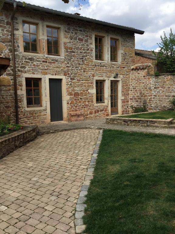 Logis Hôtel et Spa le Savigny Blacé Exterior foto