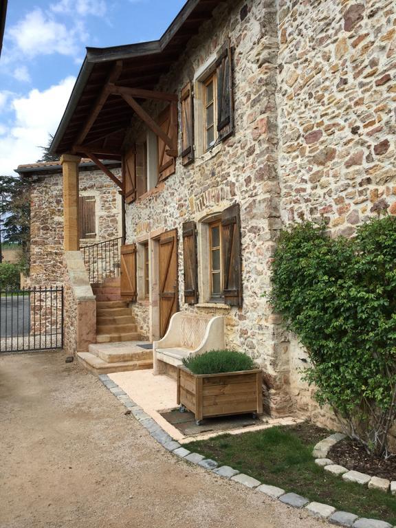 Logis Hôtel et Spa le Savigny Blacé Exterior foto