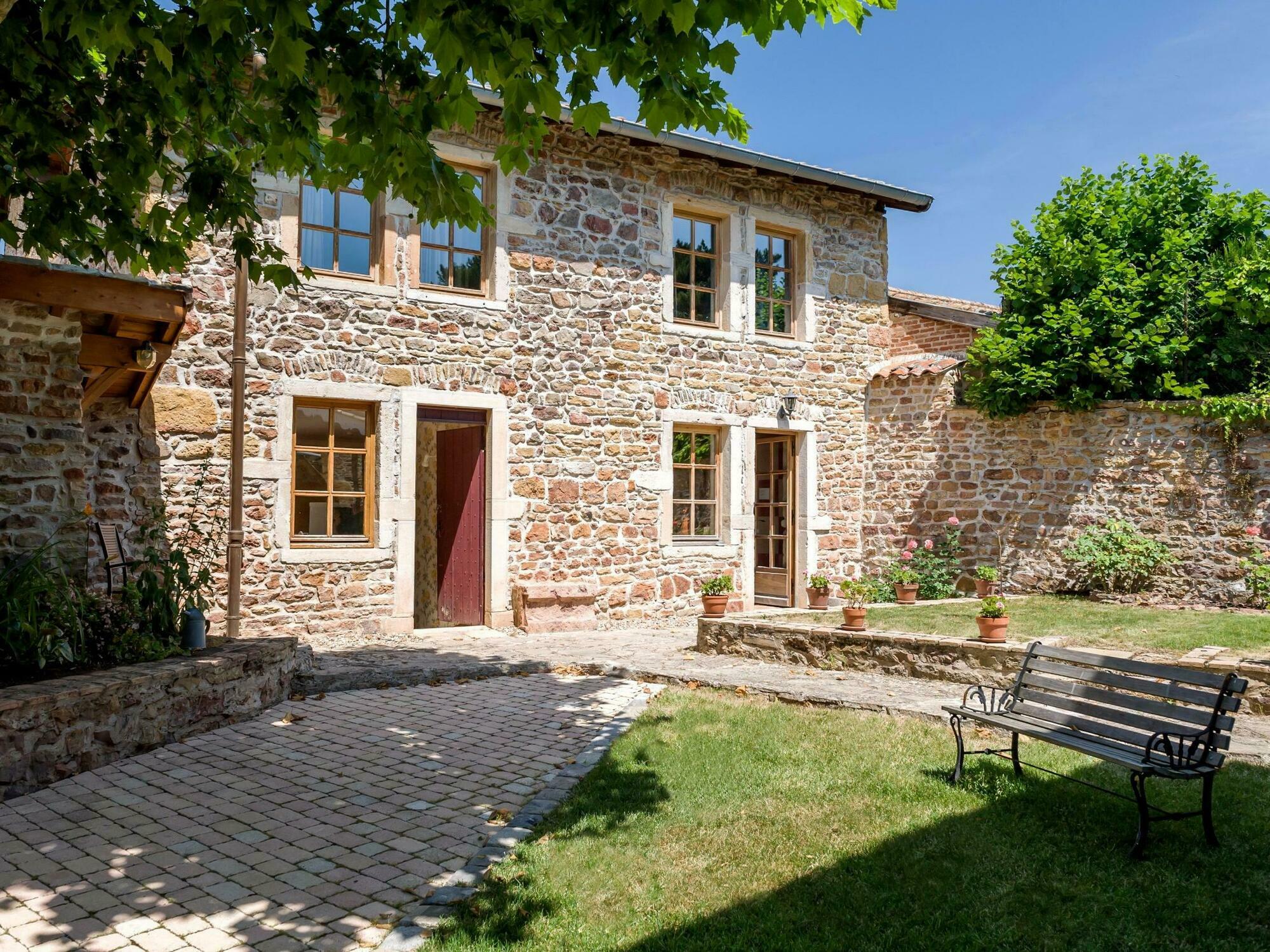 Logis Hôtel et Spa le Savigny Blacé Exterior foto